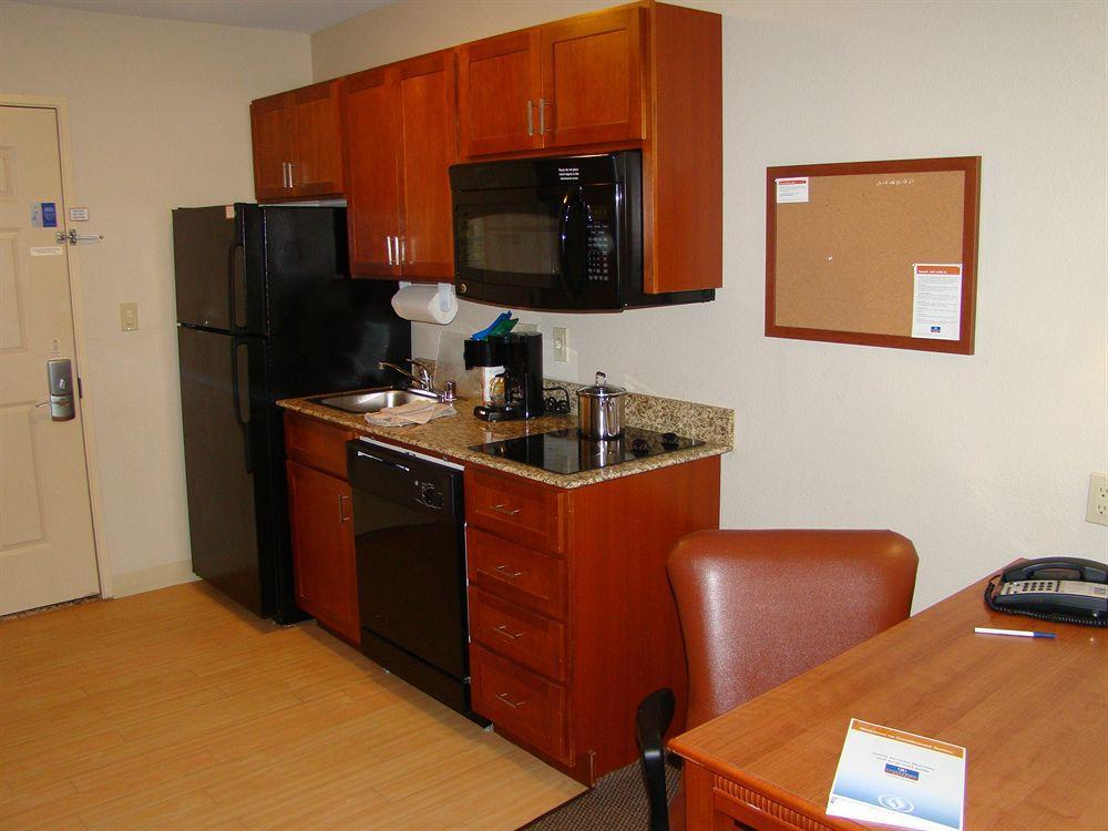 Candlewood Suites Plano East By Ihg מראה חיצוני תמונה